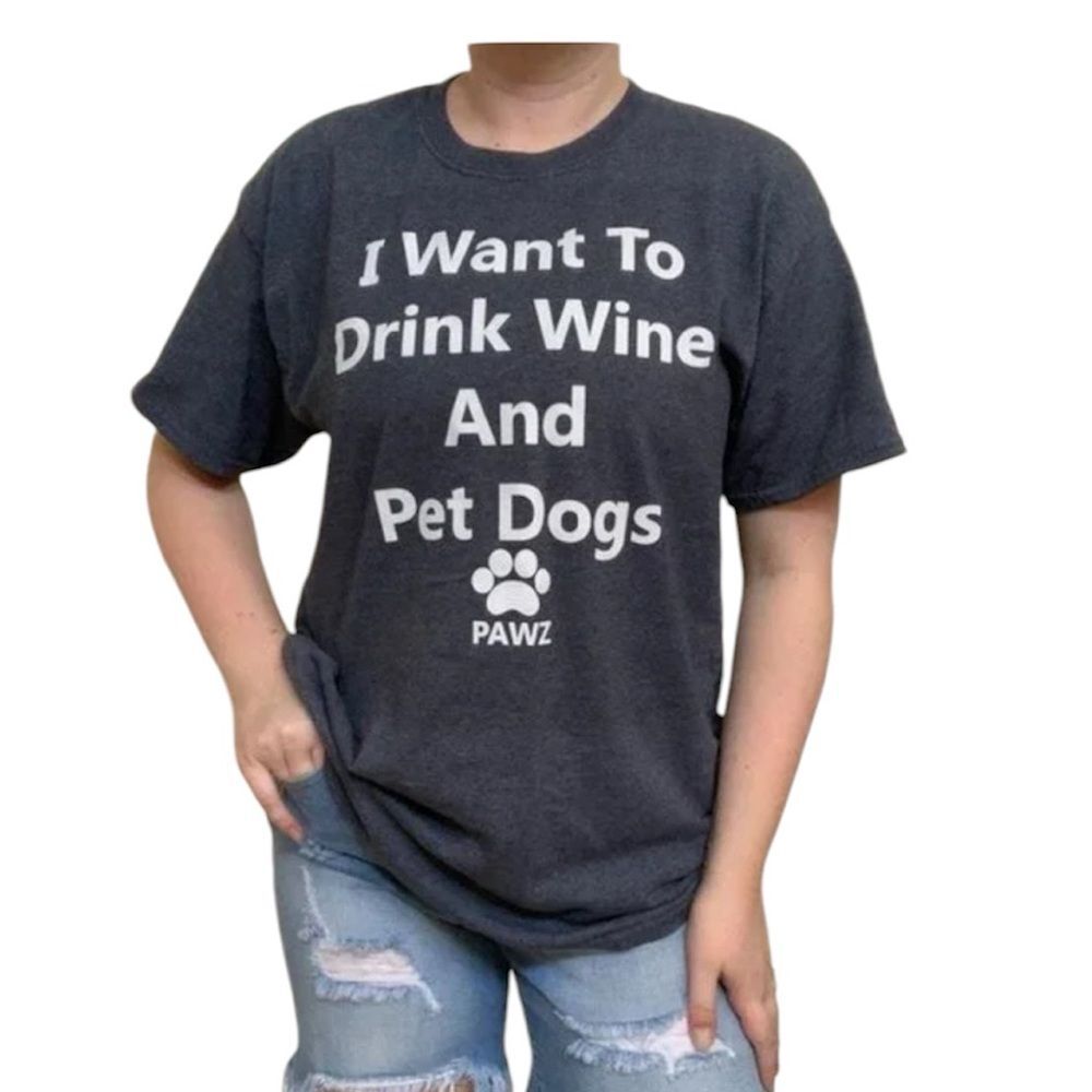 PAWZ T-Shirt Wine and Dogs Graphic Tee Unisex Large shirt